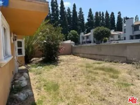 802 E Penrod Dr, Carson, CA 90746 photo 8