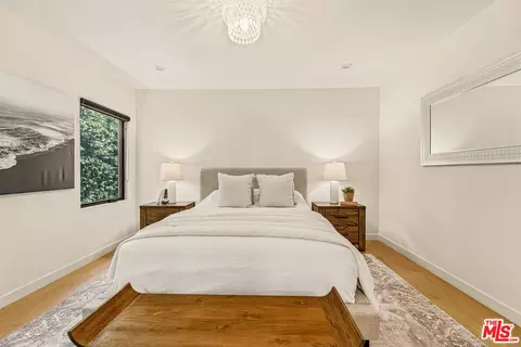 Bedroom - 11357 Aqua Vista St, Studio City, CA 91602 photo 2 of 4