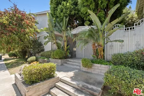 2112 Warfield Ave #9, Redondo Beach, CA 90278