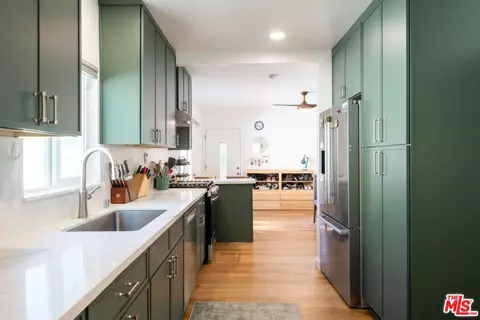 1232 E Harvard St, Glendale, CA 91205 photo 8