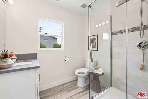 1418 N Maple St, Burbank, CA 91505 photo 17