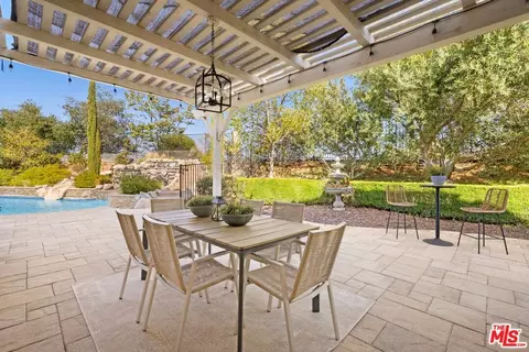 Other - 886 Hemlock Ridge Ct, Simi Valley, CA 93065 photo 4 of 7