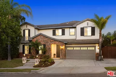 Exterior - 886 Hemlock Ridge Ct, Simi Valley, CA 93065 photo 8 of 8