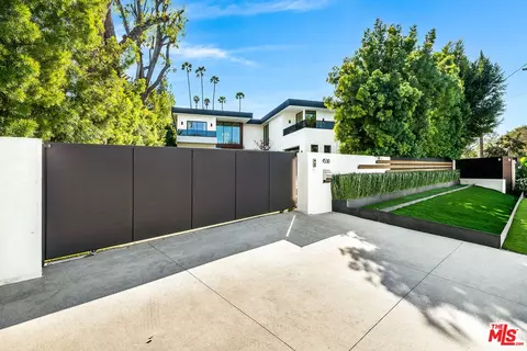 Exterior - 4530 Libbit Ave, Encino, CA 91436 photo 14 of 14