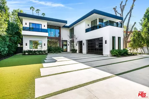 Exterior - 4530 Libbit Ave, Encino, CA 91436 photo 12 of 14