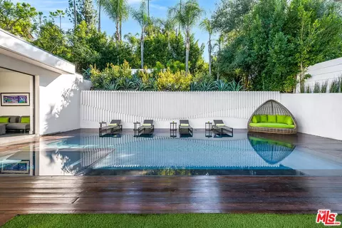 Exterior - 4530 Libbit Ave, Encino, CA 91436 photo 7 of 14