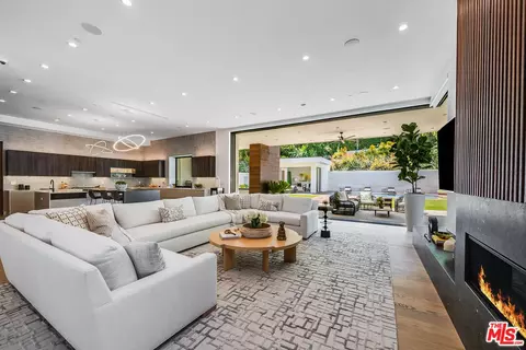 Living - 4530 Libbit Ave, Encino, CA 91436 photo 1 of 2