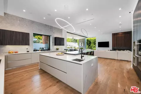 Kitchen - 4530 Libbit Ave, Encino, CA 91436 photo 2 of 2