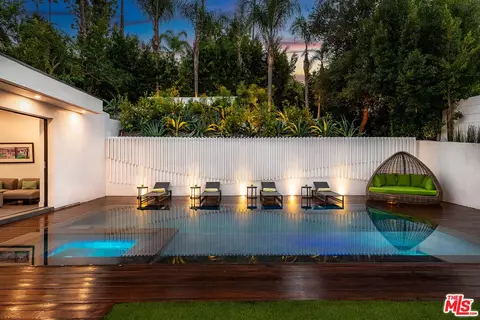 Exterior - 4530 Libbit Ave, Encino, CA 91436 photo 4 of 14