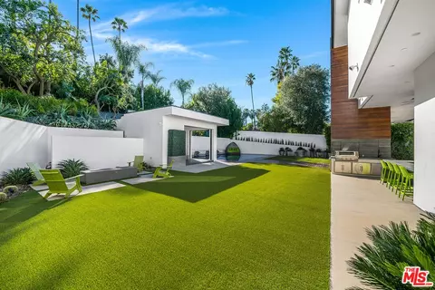 Exterior - 4530 Libbit Ave, Encino, CA 91436 photo 10 of 14