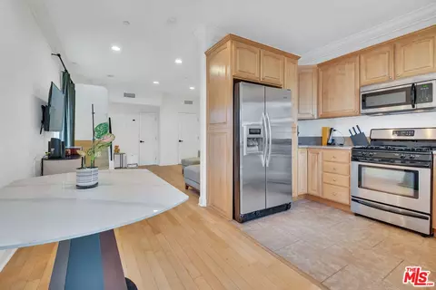 5312 Denny Ave #7, North Hollywood, CA 91601