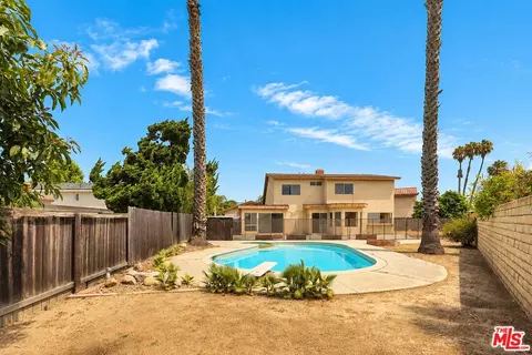 Exterior - 3316 Loreta Ct, Camarillo, CA 93010 photo 4 of 7