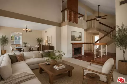 Living - 3316 Loreta Ct, Camarillo, CA 93010 photo 1 of 7