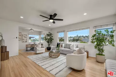 7203 Earldom Ave, Playa Del Rey, CA 90293