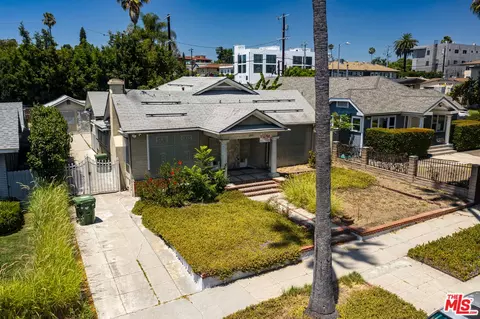 245 N Gramercy Pl, Los Angeles, CA 90004