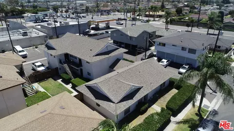 6022 Lime Ave, Cypress, CA 90630 photo 2