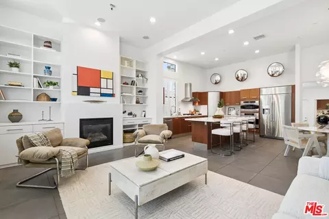 12912 Discovery Crk, Playa Vista, CA 90094