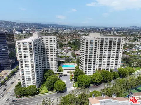 2160 Century Park #702, Los Angeles, CA 90067