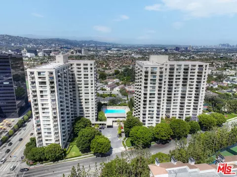 2160 Century Park #702, Los Angeles, CA 90067
