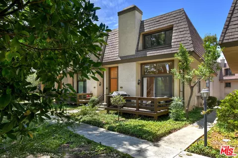 9000 Vanalden Ave #123, Northridge, CA 91324