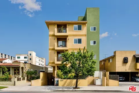 936 N Hudson Ave #302, Los Angeles, CA 90038