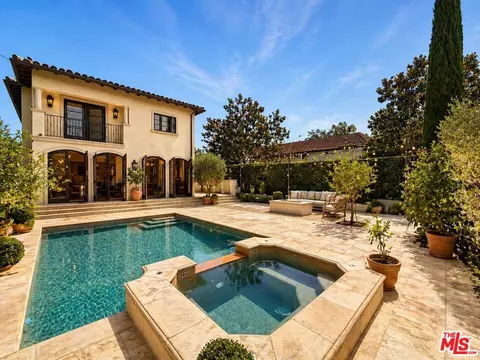 301 Foothill Rd, Beverly Hills, CA 90210