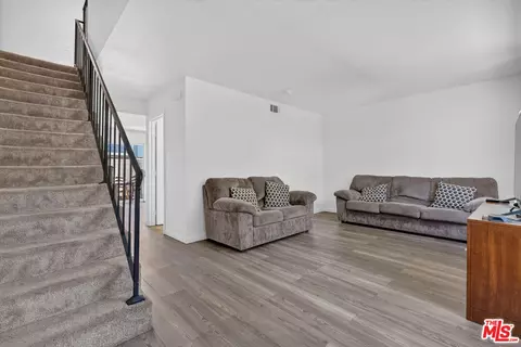 2680 La Paloma Cir, Thousand Oaks, CA 91360