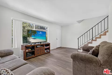 2680 La Paloma Cir, Thousand Oaks, CA 91360