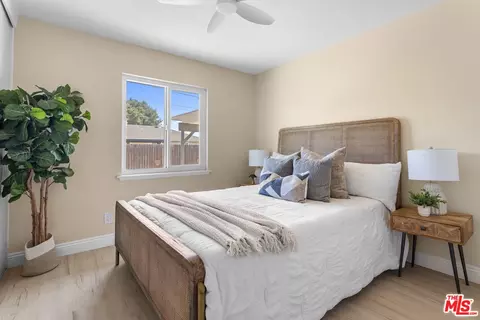 Bedroom - 910 Thomas Ave, Redlands, CA 92374 photo 3 of 4