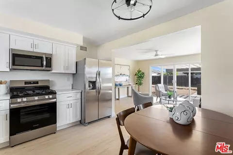 Kitchen - 910 Thomas Ave, Redlands, CA 92374 photo 2 of 2