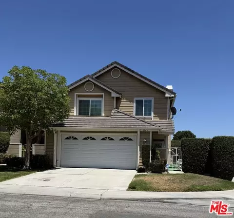 8744 Edmonton Pl, Inglewood, CA 90305
