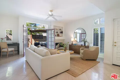 1639 Selby Ave #B, Los Angeles, CA 90024