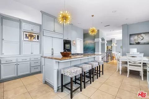 Kitchen - 4476 Fallsbrae Rd, Fallbrook, CA 92028 photo 3 of 4