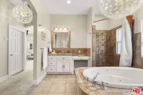 Bath - 4476 Fallsbrae Rd, Fallbrook, CA 92028 photo 2 of 6