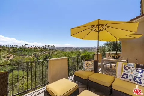 Exterior - 4476 Fallsbrae Rd, Fallbrook, CA 92028 photo 5 of 10