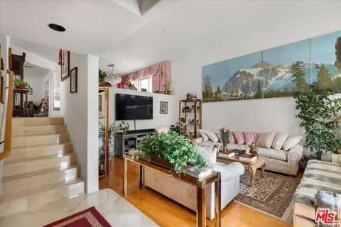 7307 Hannum Ave, Culver City, CA 90230