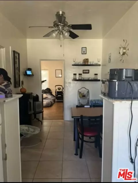 203 Jones St, Modesto, CA 95354 photo 4