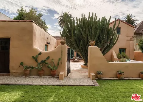 2414 4th Ave, Los Angeles, CA 90018