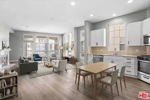 13020 Pacific Promenade Promenade #203, Playa Vista, CA 90094