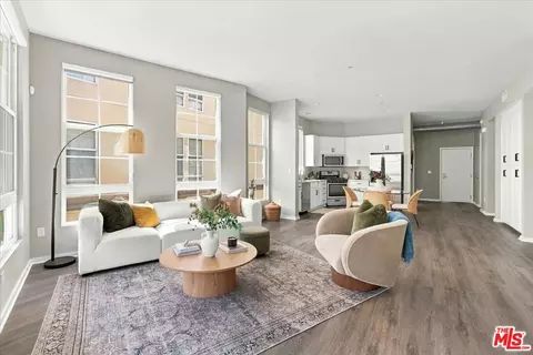 13020 Pacific Promenade Promenade #203, Playa Vista, CA 90094