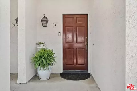516 W 219th St # 2, Carson, CA 90745 photo 2