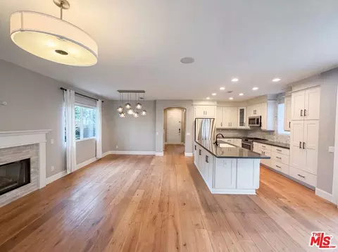 Living - 48 Laurelhurst Dr, Ladera Ranch, CA 92694 photo 1 of 3