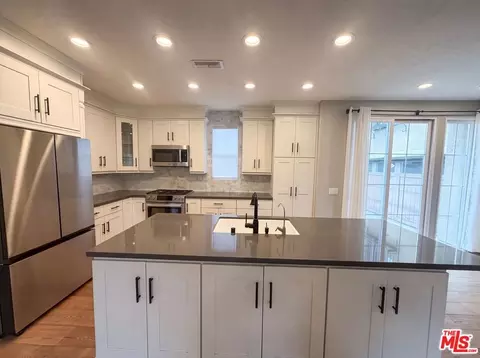 Kitchen - 48 Laurelhurst Dr, Ladera Ranch, CA 92694 photo 1 of 5