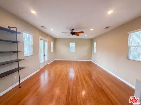 Living - 48 Laurelhurst Dr, Ladera Ranch, CA 92694 photo 2 of 3