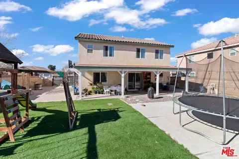 Exterior - 45064 E 18th St, Lancaster, CA 93535 photo 6 of 6