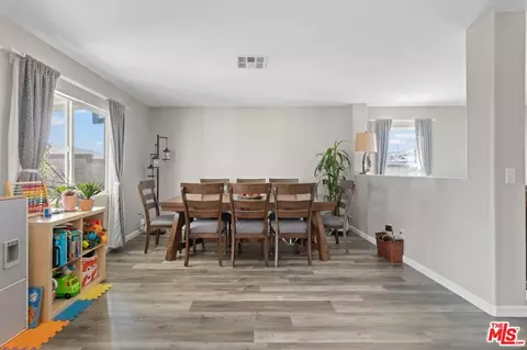Dining - 45064 E 18th St, Lancaster, CA 93535 photo 2 of 2