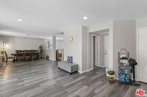 Entry Way - 45064 E 18th St, Lancaster, CA 93535 photo 2 of 3