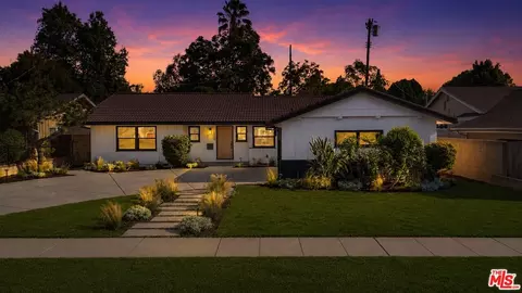 14930 Leadwell St, Van Nuys, CA 91405