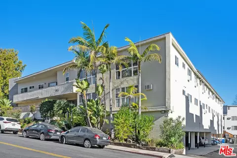 3410 Club Dr, Los Angeles, CA 90064