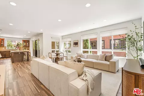 12883 Runway Rd #1, Playa Vista, CA 90094
